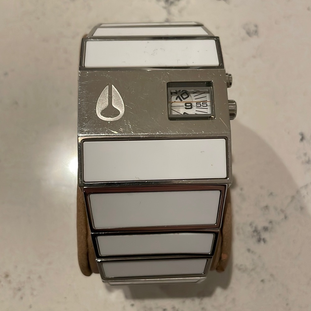 Nixon - The Rotolog - white